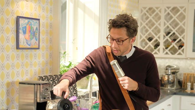 Zach Braff as Alex in "Alex, Inc."